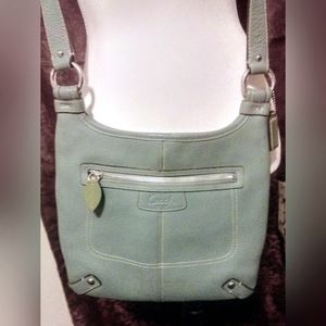 Excellent condition Pebble leather Coach crossbody